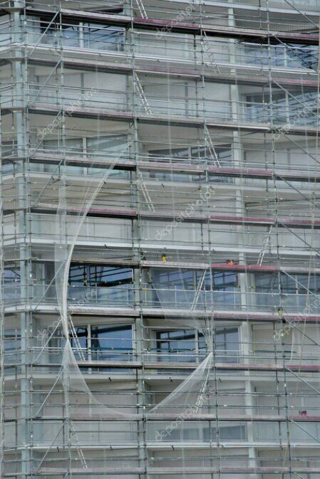 Rope access team carrying out maintenance and repairs at height